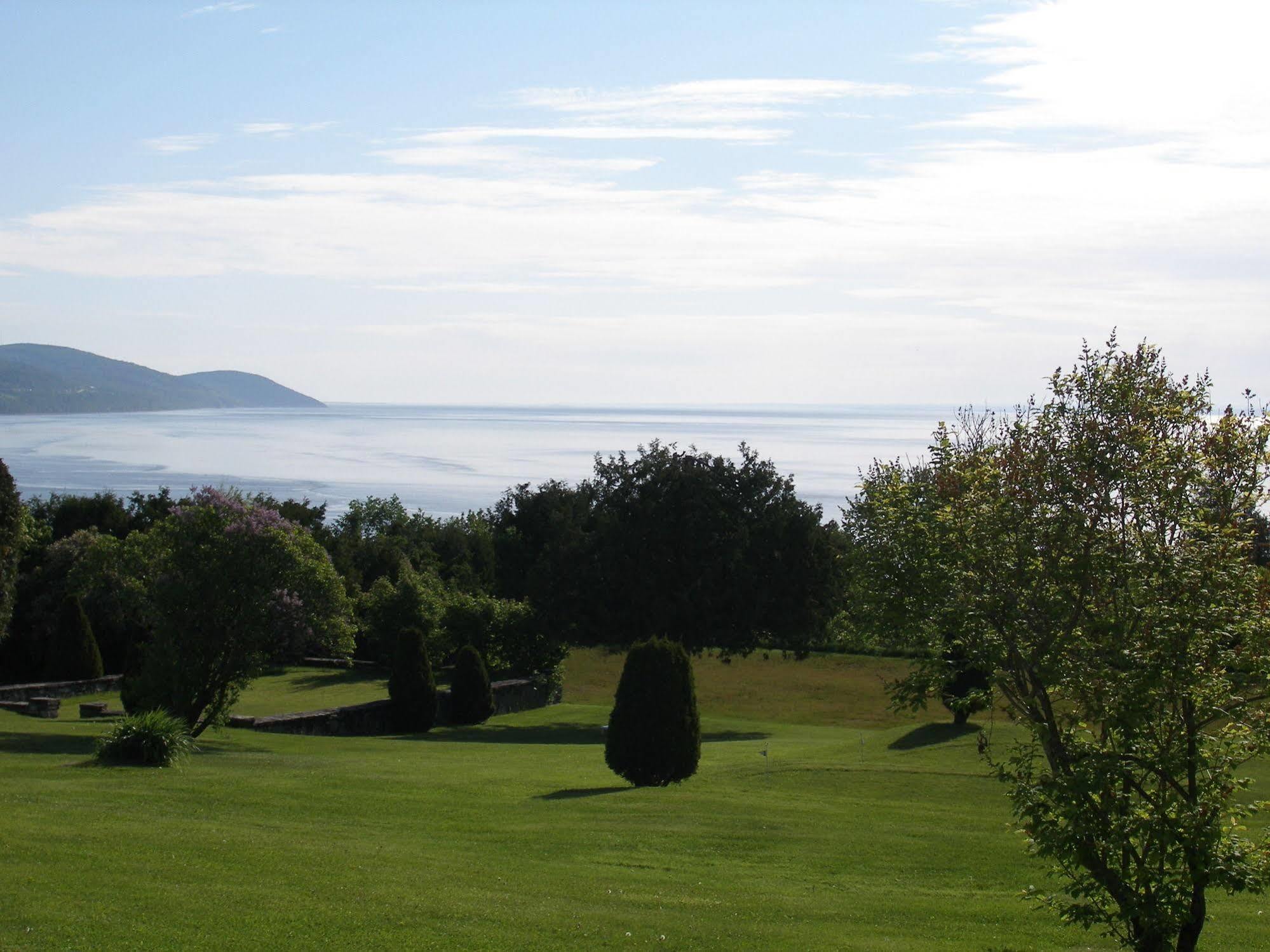 Auberge Des 3 Canards La Malbaie Bagian luar foto
